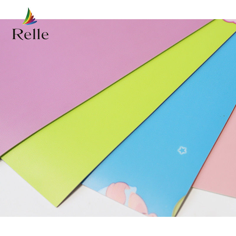Relle ความปลอดภัย โรงเรียนอนุบาลพื้น PVC สีพื้นไวนิลสําหรับมากกว่า 600 ชนิด
