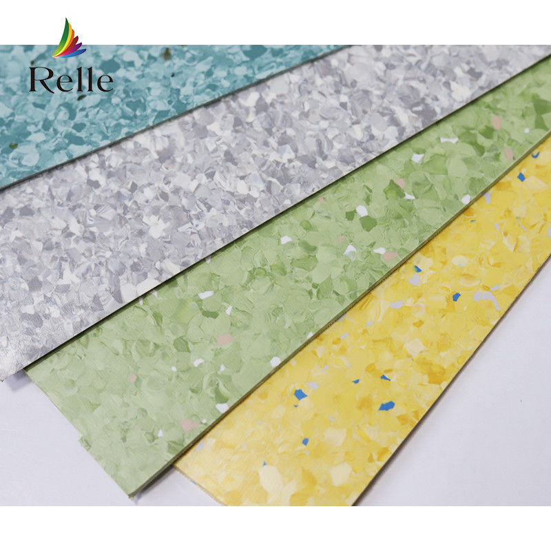 PUR Coating Relle Stock Lot สะอาดต่อสิ่งแวดล้อม PVC สีเบจเบา ไวนิล แอนติสแตติก floor สําหรับห้องปฏิบัติการ