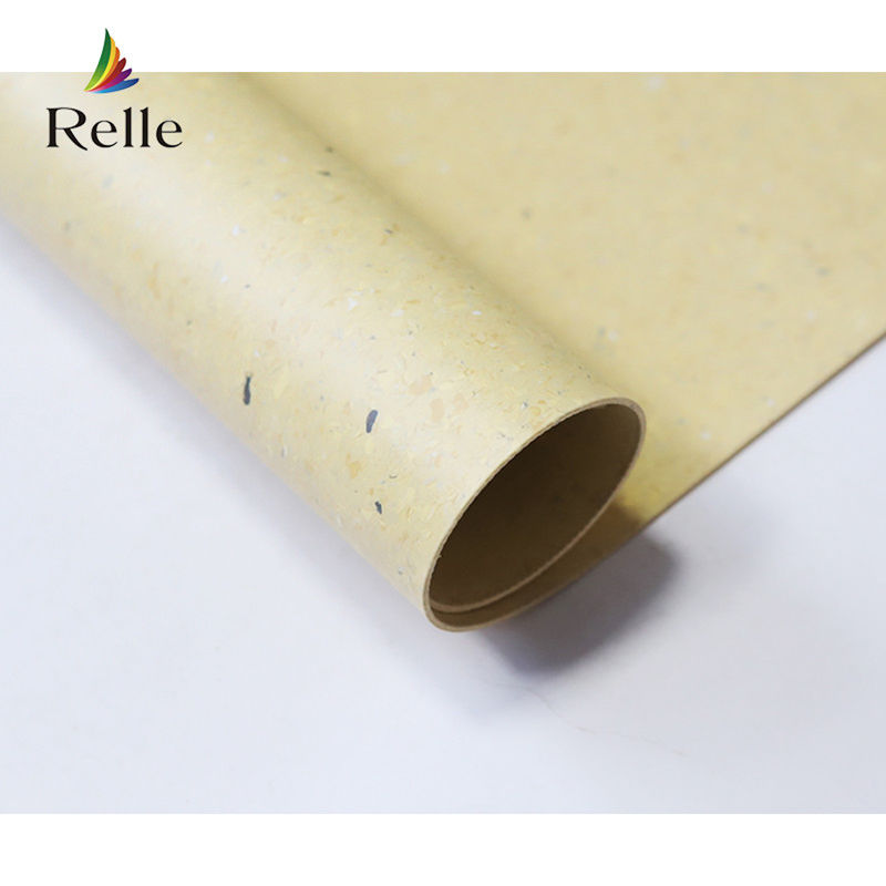 PUR Coating Relle Stock Lot สะอาดต่อสิ่งแวดล้อม PVC สีเบจเบา ไวนิล แอนติสแตติก floor สําหรับห้องปฏิบัติการ