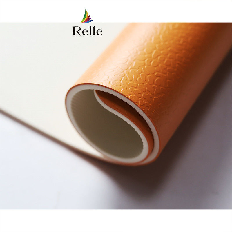 600 ตัวเลือกสี Relle PVC ฟุตซอล โรลล์พื้นกับการออกแบบเนื้อเยื่อกรีด
