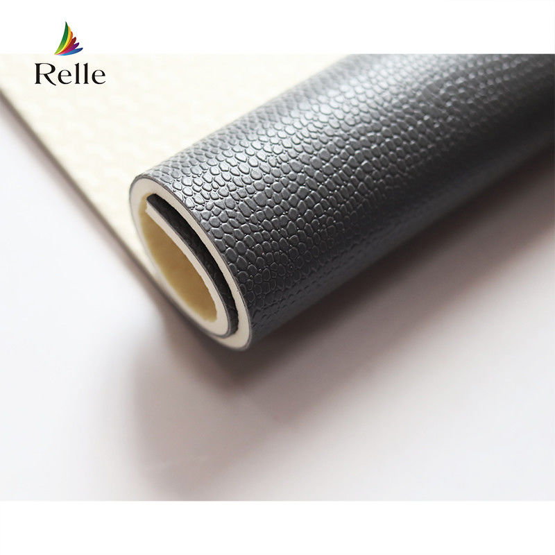 600 ตัวเลือกสี Relle PVC ฟุตซอล โรลล์พื้นกับการออกแบบเนื้อเยื่อกรีด