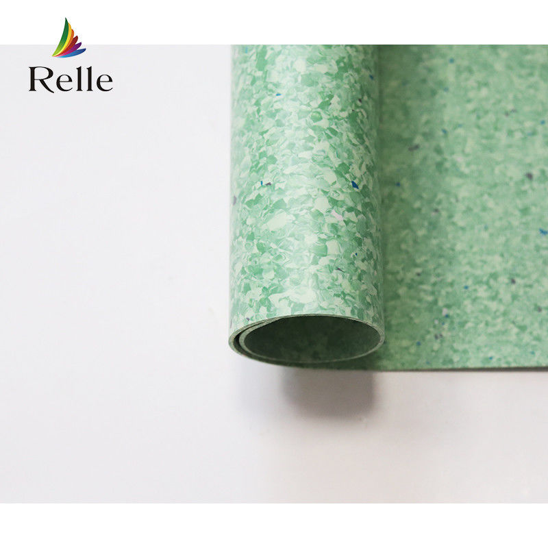 แผ่นพื้นวินิล PVC แบบเรียบ Relle 2mm ยืดหยุ่นแบบแบบเดียวกัน