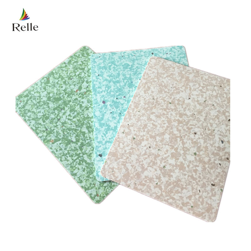 เนื้อที่เรียบ ไวนิล พื้นไม้ Relle 3 มิลลิเมตร กระเบื้อง PVC แบบเดียวกันสําหรับสถานศึกษาทางการแพทย์